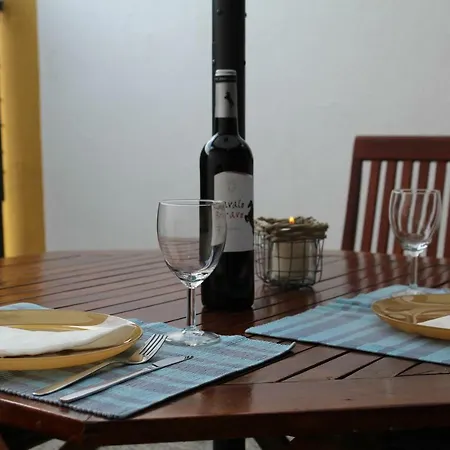 Apartment Yellow Cat House Sintra